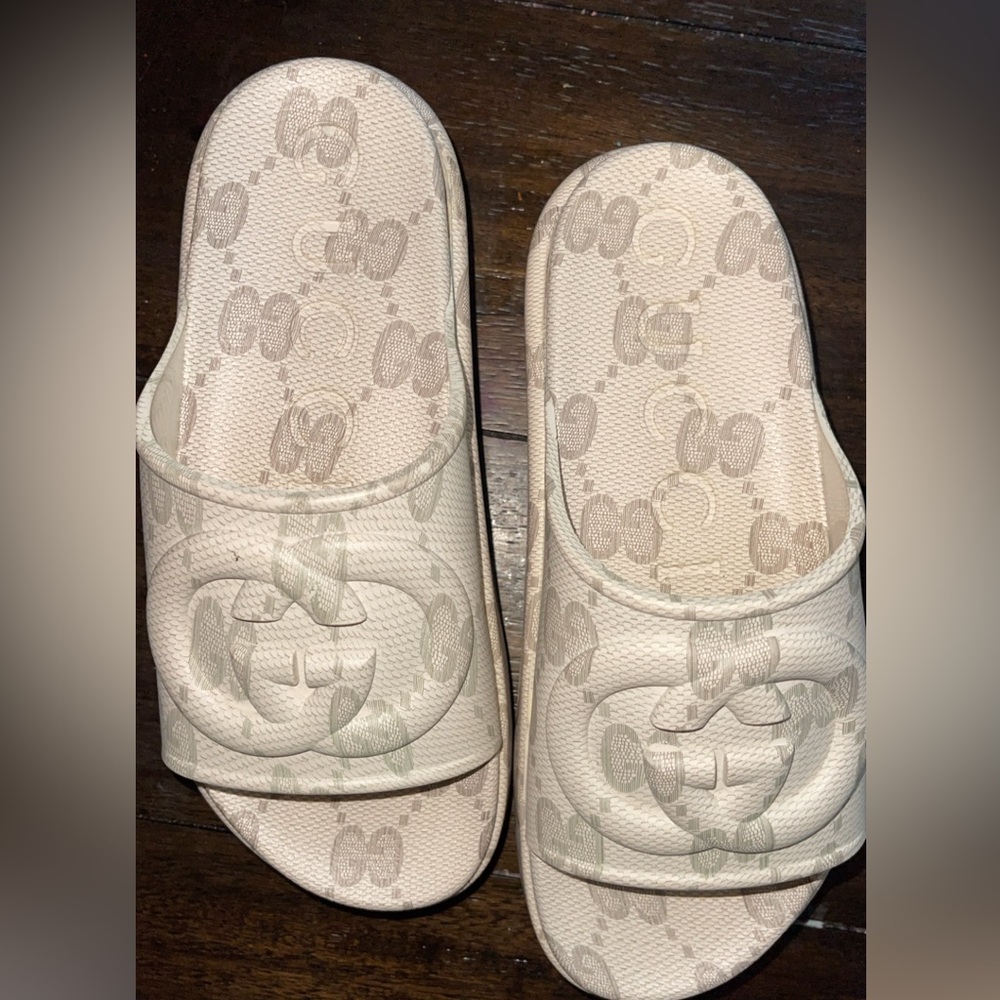 Gucci slides